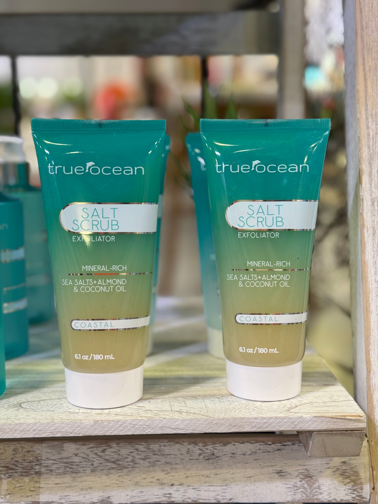 Salt body scrub